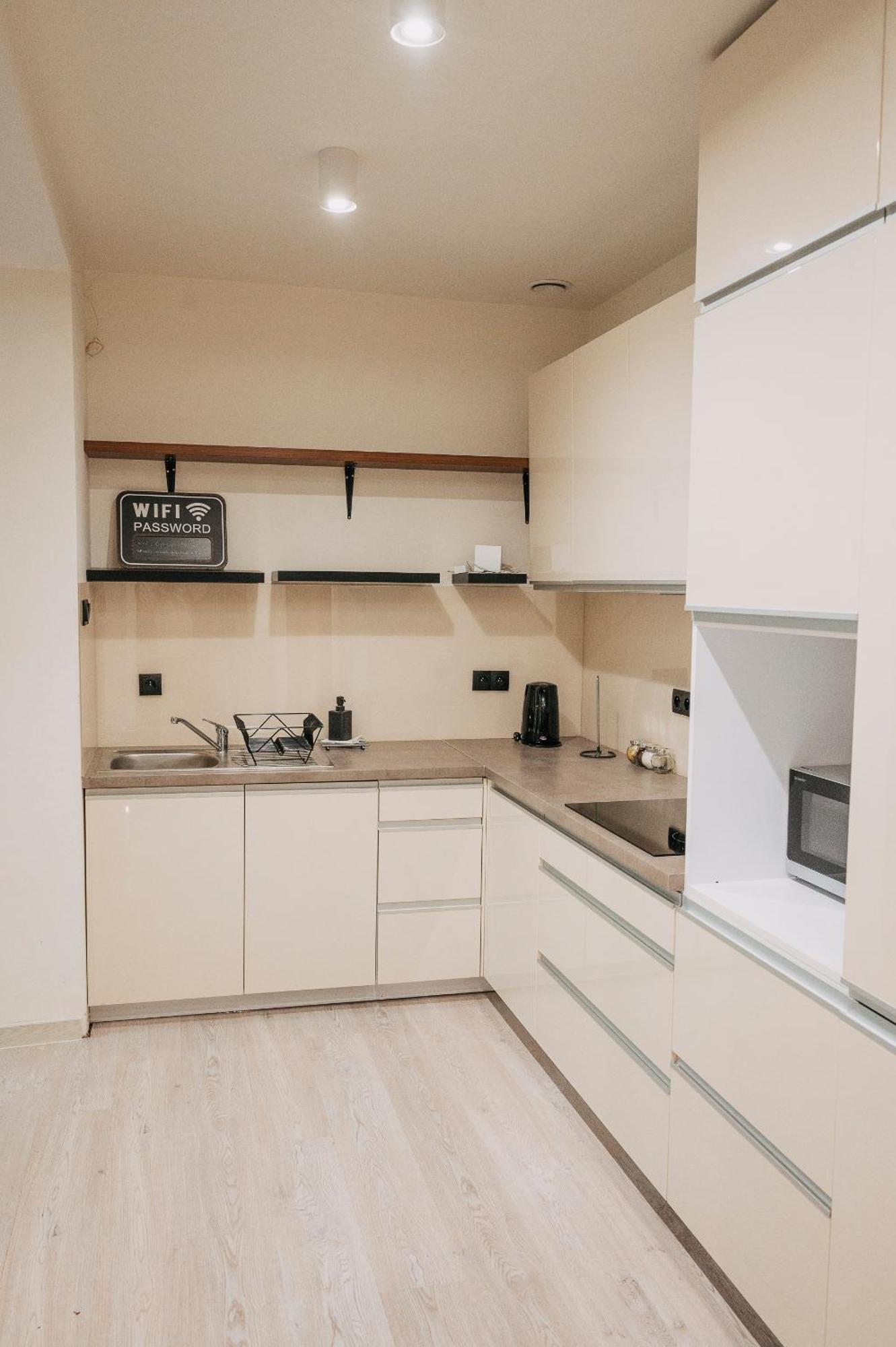 Niron Apartament Kapucynska Pila Ngoại thất bức ảnh